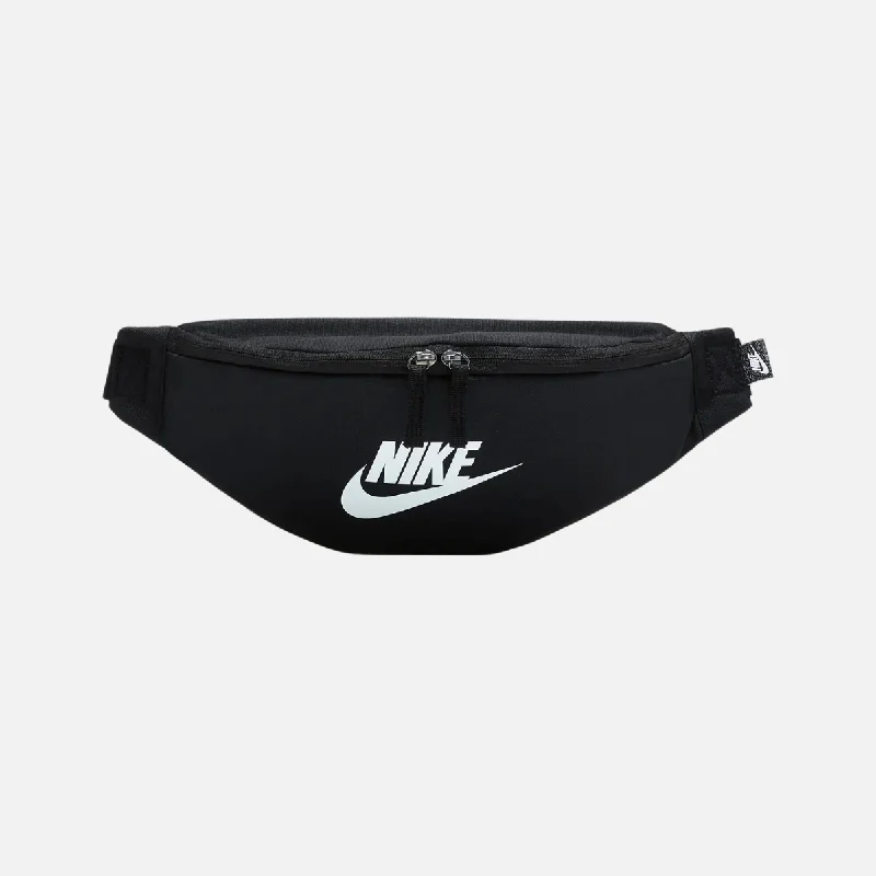 Seamless bib shorts-Nike Heritage Waistpack (3L) -Black/Black/White